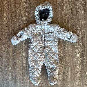 Perry‎ Ellis Baby winter bunting quilted. Gray. Baby boy size 3-6 mo